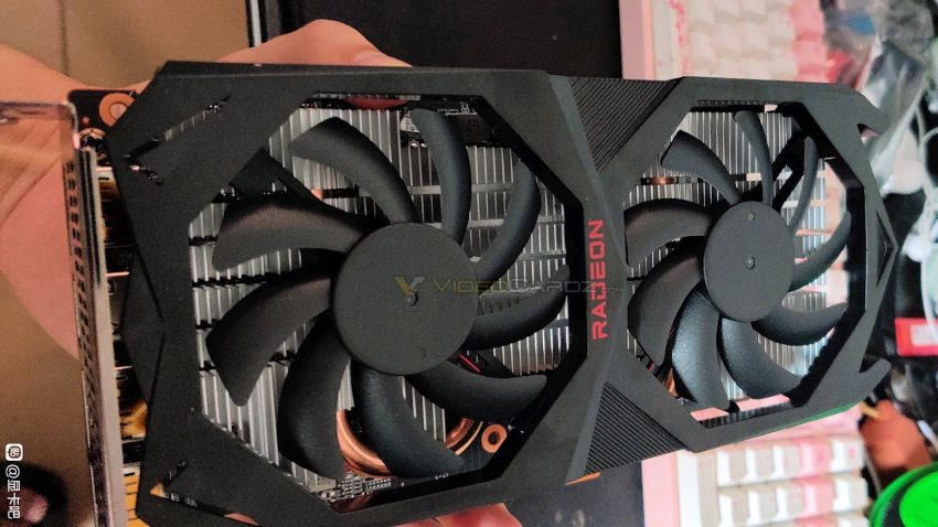 AMD Radeon RX 6600 XT显卡性能和照片